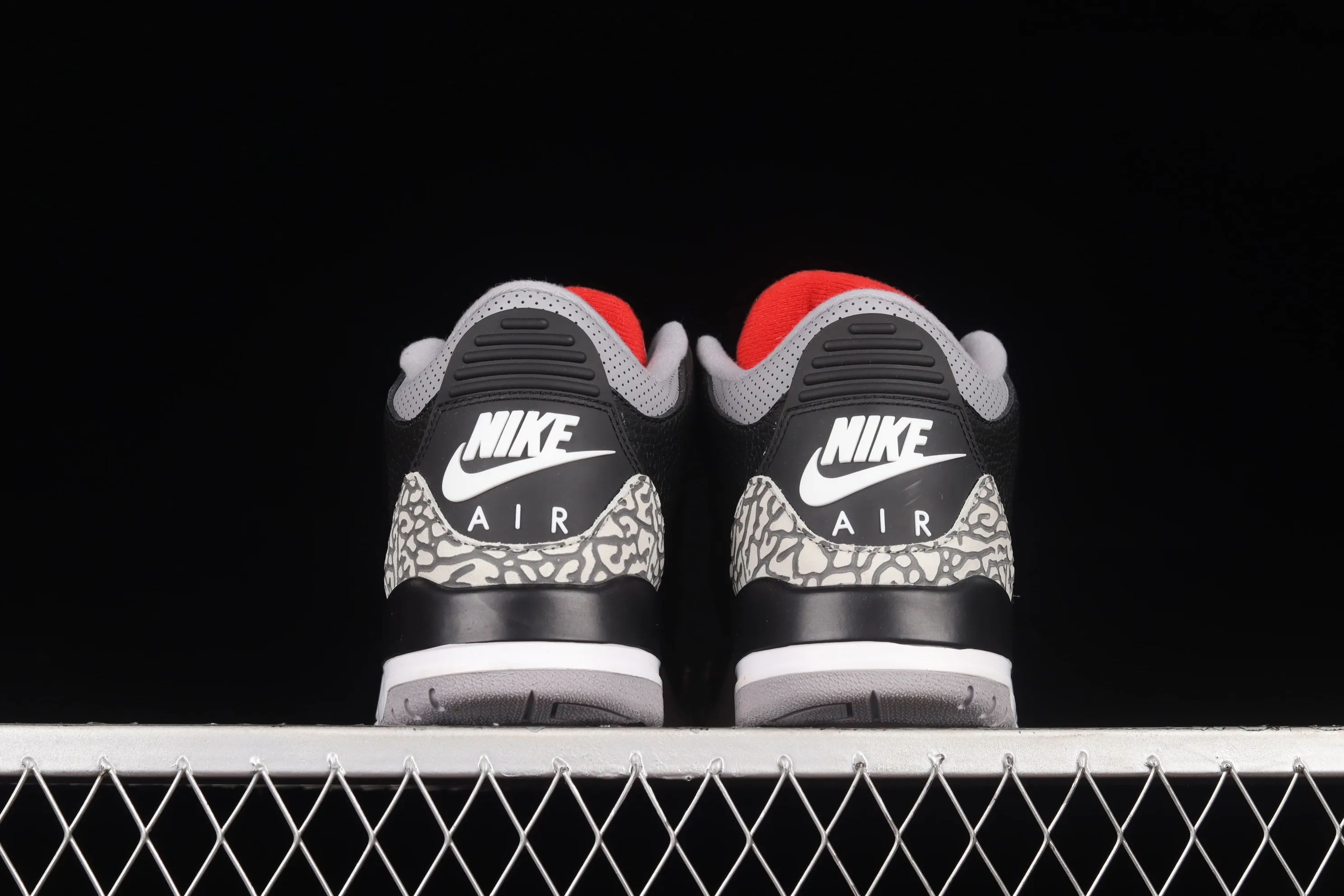 All Categories Air Jordan Jordan Series Basketball Shoes Air Jordan 3 Foreign Trade Version Air Jordan 3 Retro Black Cement (2018) AJ3 Joe 3 Retro Black Cement 854262-001